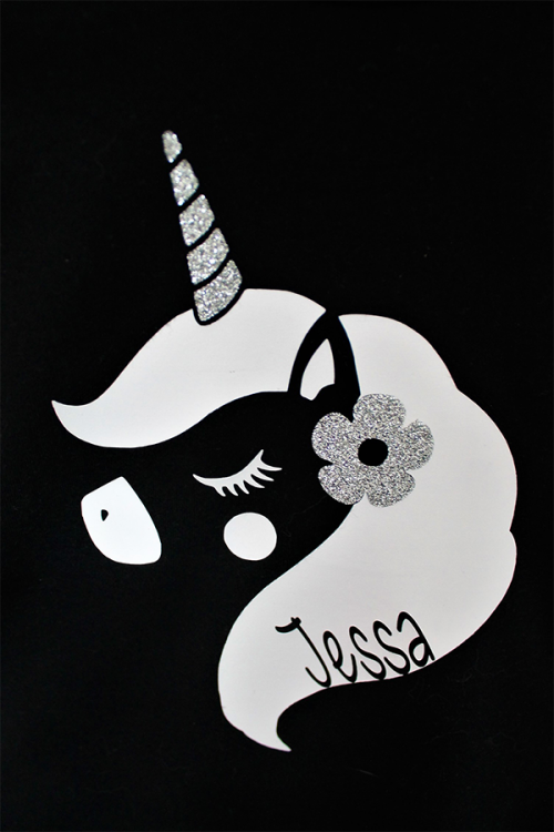 Shirt unicorn glitter gepersonaliseerd closeup