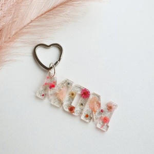 Mama sleutelhanger met bloemen