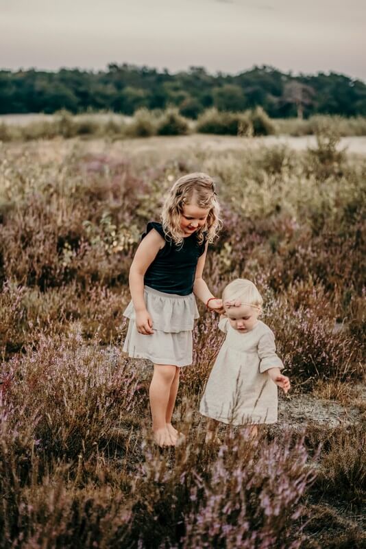 Laten we voorop stellen dat je de komst van kinderen niet kunt plannen. Soms komen ze spontaan, soms niet of laten ze op zich wachten. Dat hebben wij zelf ook ervaren. Leeftijdsverschil van kinderen heeft voor en nadelen. In deze blog lees je ze!